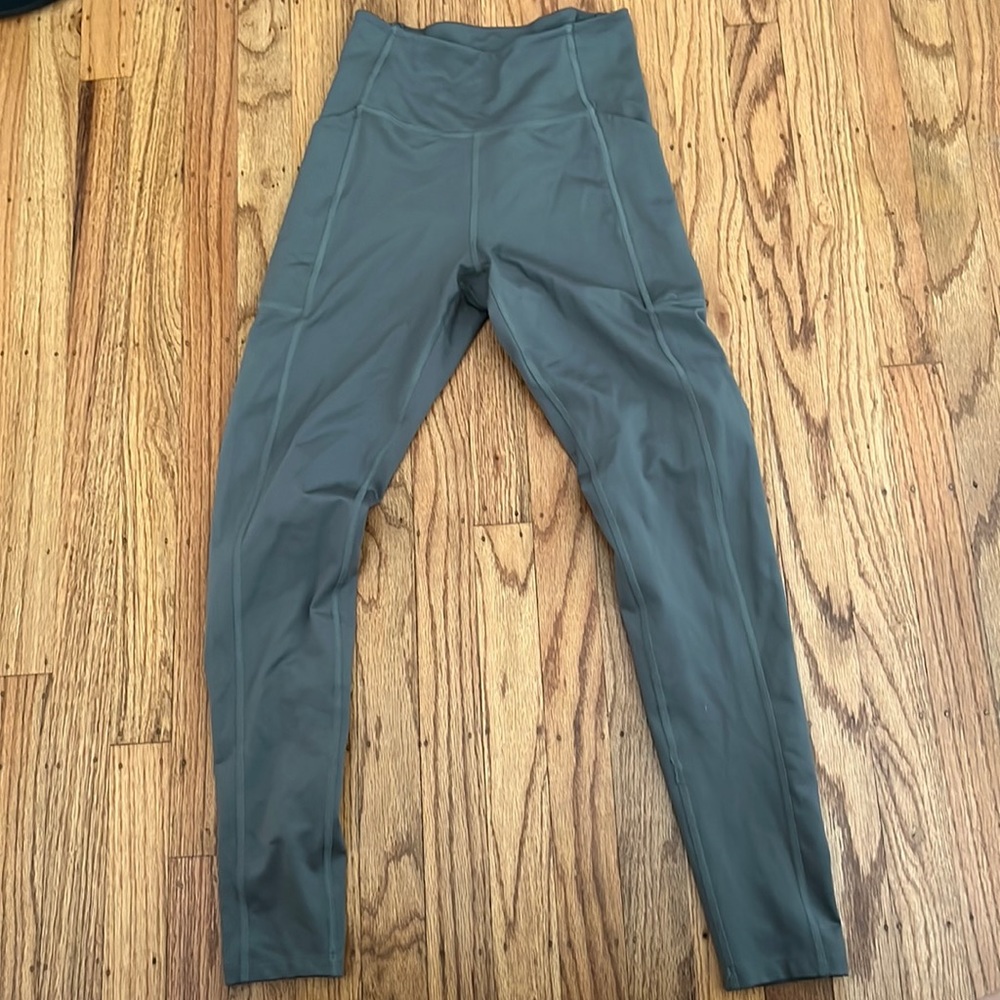 Girlfriend collective leggings